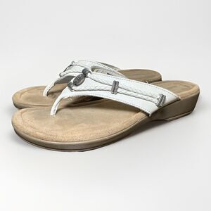 Minnetonka Silverbay White Leather Sandals‎ Slip On Western Women's 8